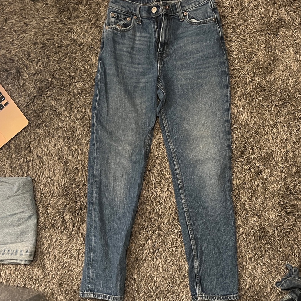 Aeropostale Women's Straight Leg Blue Jeans